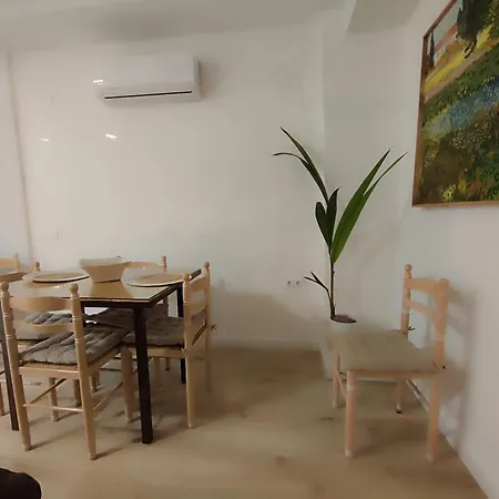 Aloja Cordoba, Ideal Explorar El Centro Historico Y Centro De La Ciudad